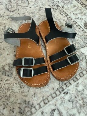 Freshly Picked sandals